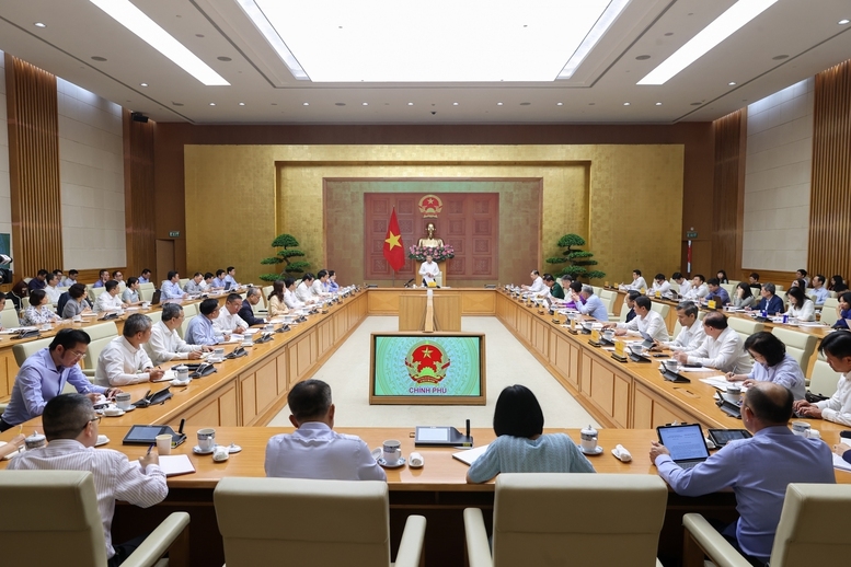 Thủ tướng Ch&iacute;nh phủ L&ecirc; Minh Hưng: Tham mưu đổi mới to&agrave;n diện, mạnh mẽ c&ocirc;ng t&aacute;c đối ngoại