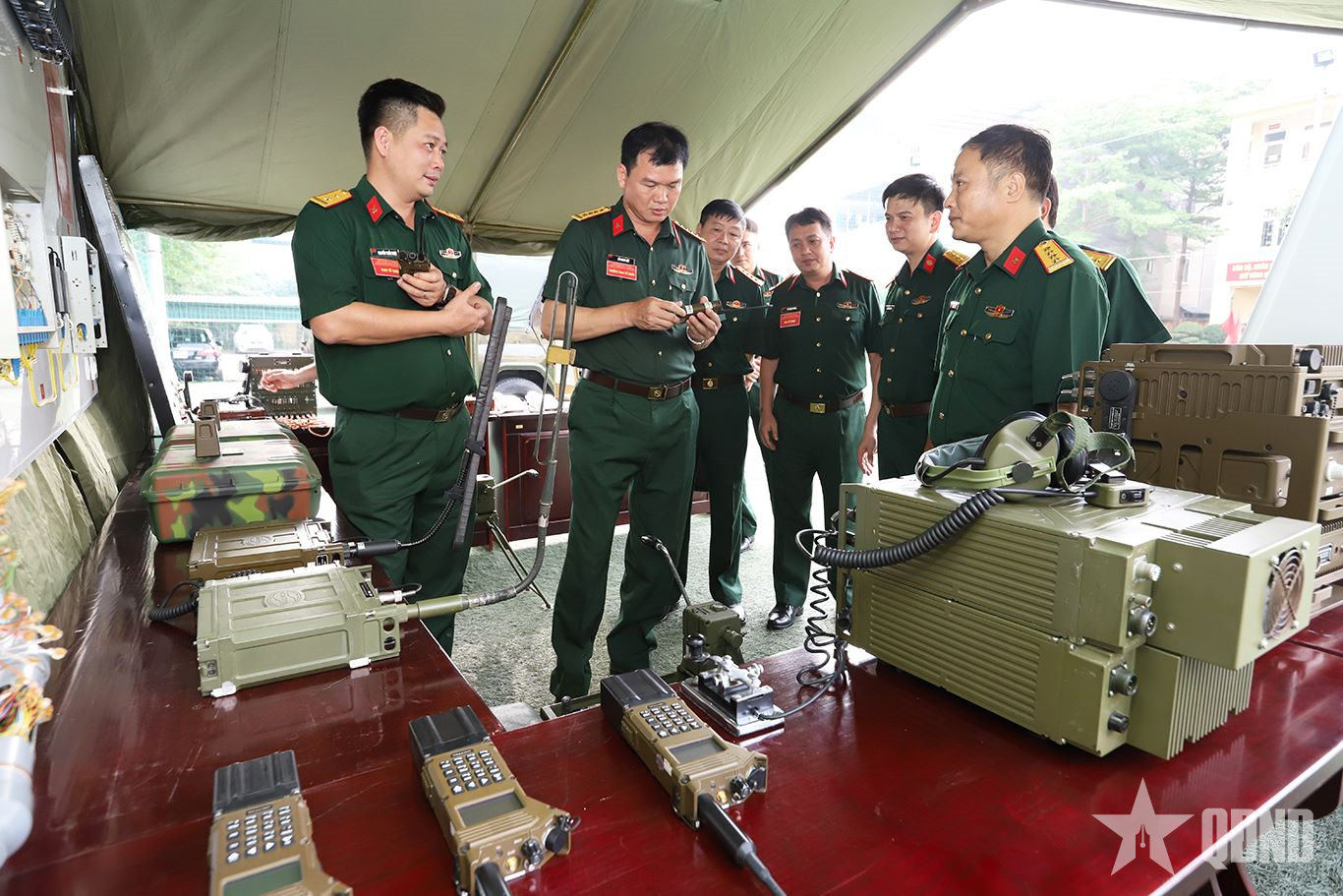 Nâng cao toàn diện trình độ chuyên môn nghiệp vụ cho cán bộ ngành thông tin