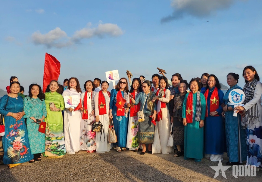 X&uacute;c động Lễ &ldquo;Ước nguyện h&ograve;a b&igrave;nh&rdquo; tại Di t&iacute;ch Cầu T&agrave;u 914, C&ocirc;n Đảo