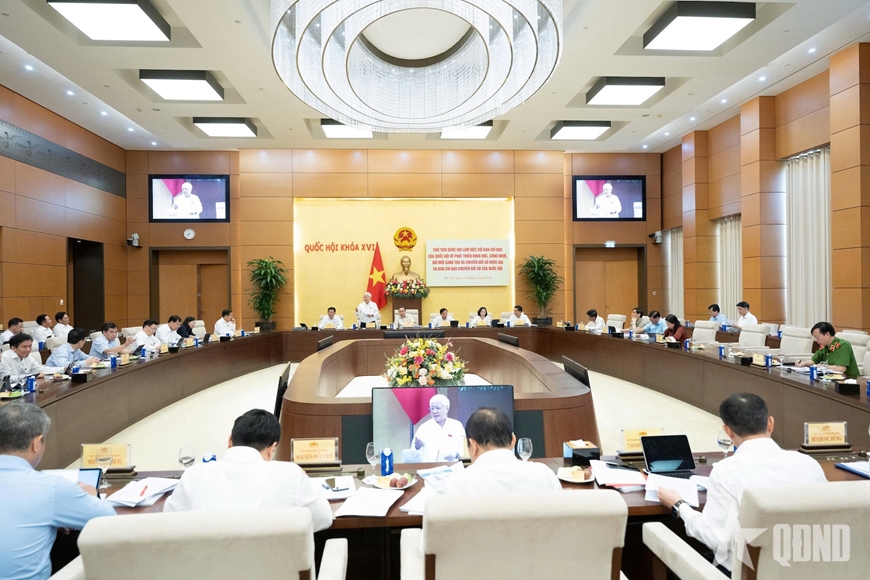 Chủ tịch Quốc hội Trần Thanh Mẫn: Chuyển đổi số kh&ocirc;ng phải l&agrave; một khẩu hiệu m&agrave; phải thực chất