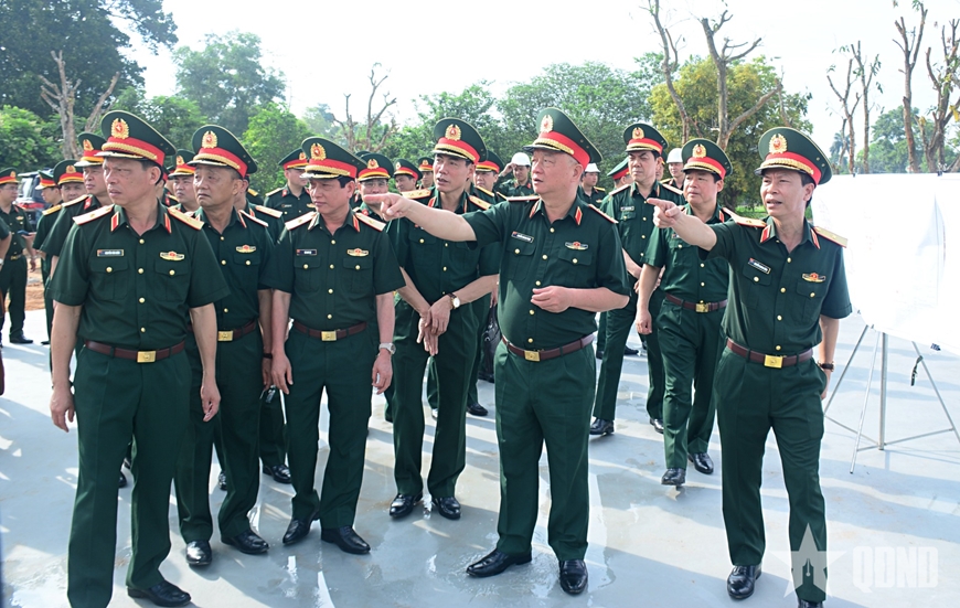 Gallery - 	Thượng tướng Nguyễn Quang Ngọc kiểm tra tại Học viện Hậu cần