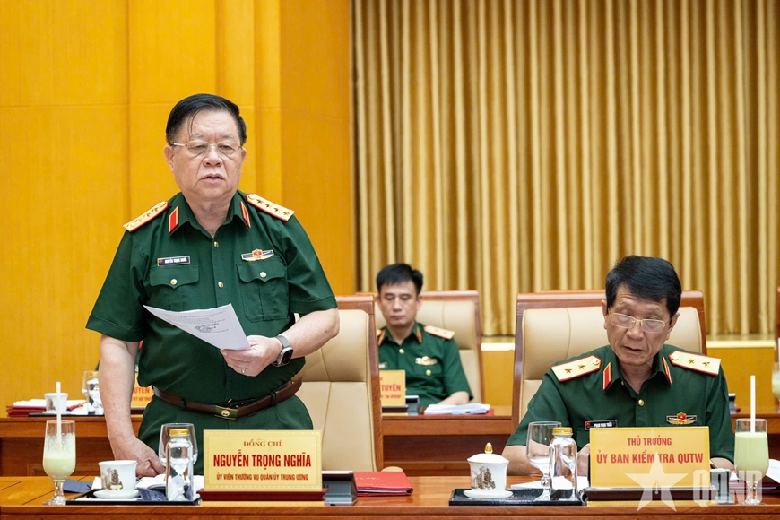 Đại tướng Phan Văn Giang chủ trì Hội nghị Thường vụ Quân ủy Trung ương