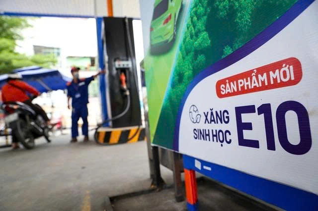 Xăng sinh học E10RON95-V chính thức có mặt tại cửa hàng Petrolimex

