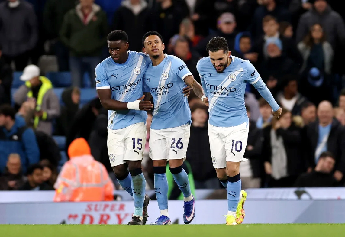 Tin thể thao (14-5): Man City đuổi sát Arsenal, PSG tiếp tục vô địch Ligue 1

