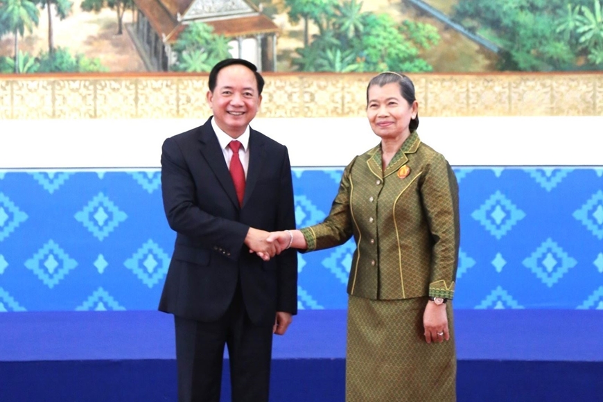 Đồng chí Trịnh Văn Quyết, Ủy viên Bộ Chính trị, Bí thư Trung ương Đảng, Trưởng ban Tuyên giáo và Dân vận Trung ương thăm và làm việc tại Campuchia
