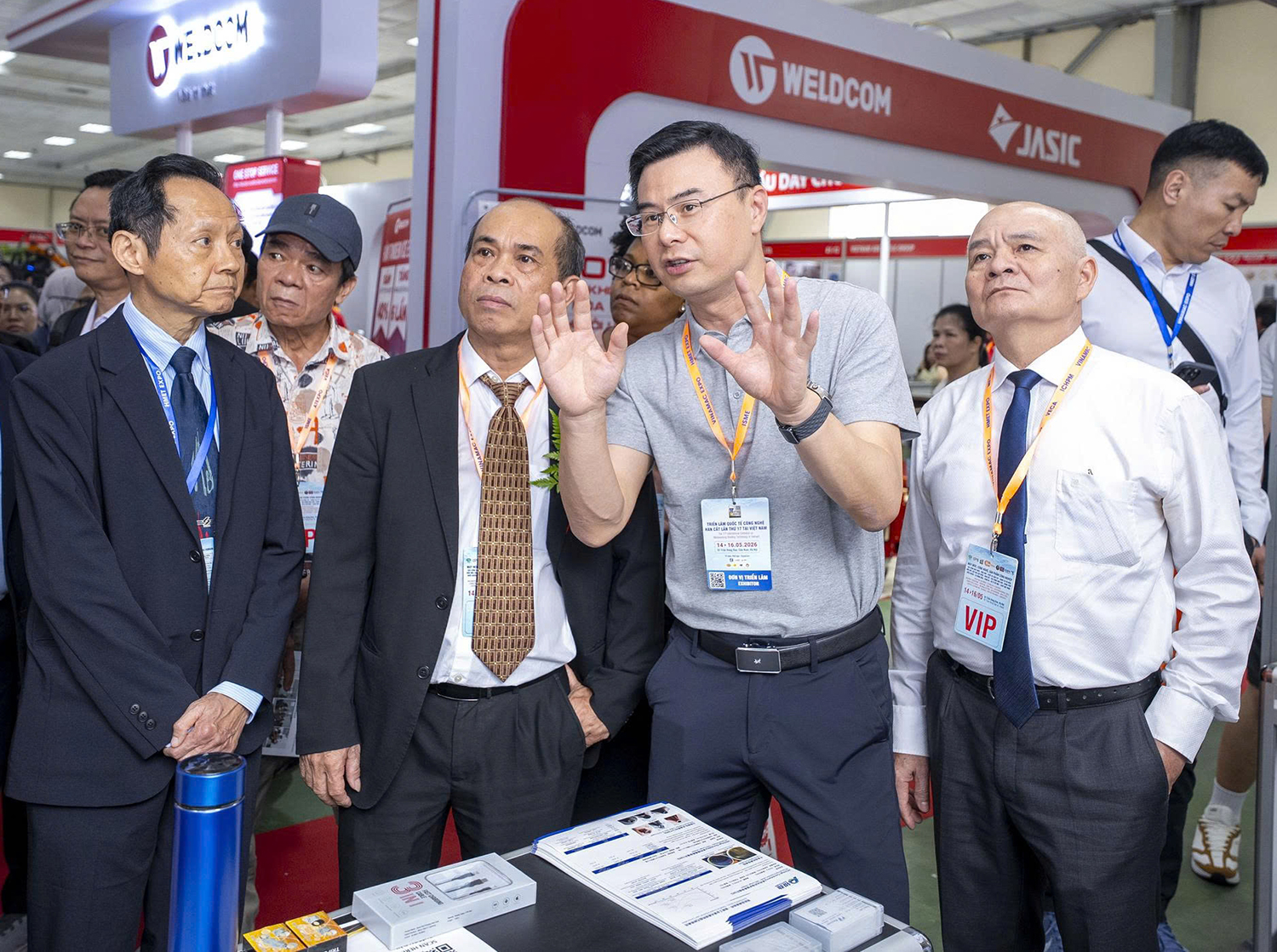 Khai mạc Triển lãm quốc tế về máy móc, thiết bị, công nghệ và sản phẩm công nghiệp 2026