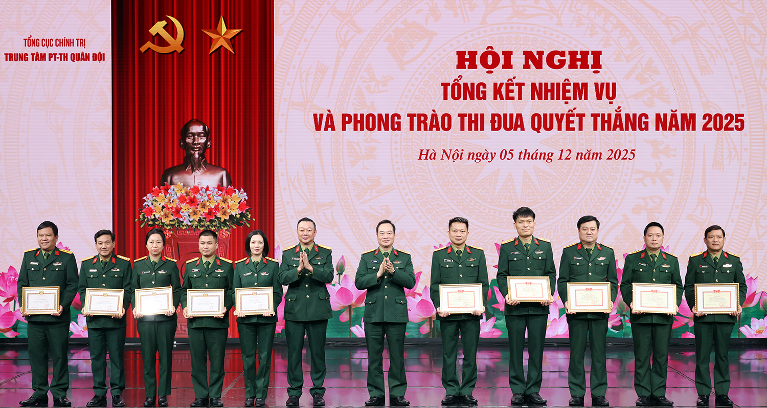 Sắc bén trong thông tin, giữ vững dòng chảy chính luận