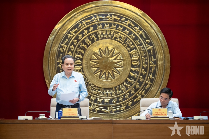 Chủ tịch Quốc hội Trần Thanh Mẫn làm việc với Thường trực Ủy ban Quốc phòng, An ninh và Đối ngoại