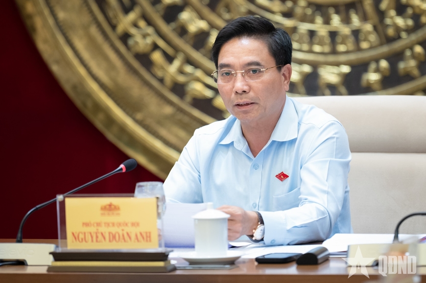 Chủ tịch Quốc hội Trần Thanh Mẫn làm việc với Thường trực Ủy ban Quốc phòng, An ninh và Đối ngoại