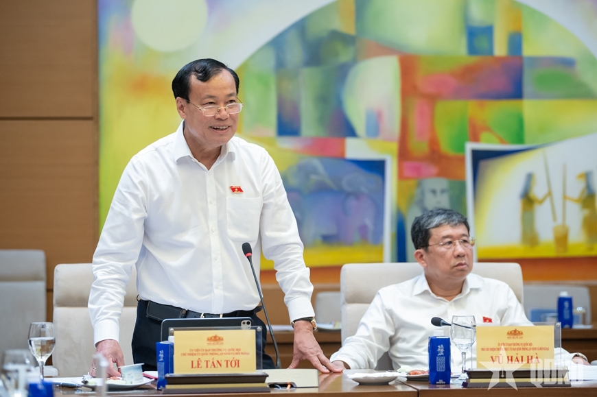Chủ tịch Quốc hội Trần Thanh Mẫn làm việc với Thường trực Ủy ban Quốc phòng, An ninh và Đối ngoại