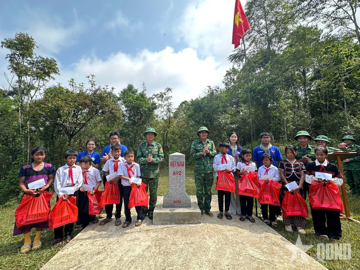 Bộ đội Biên phòng TP Đà Nẵng: “Cầu nối” vững chắc giữa Đảng, chính quyền và nhân dân khu vực biên giới