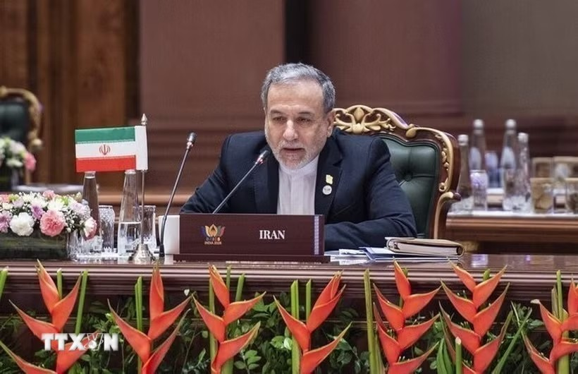 Iran bất ngờ “mở cửa” đàm phán với Mỹ