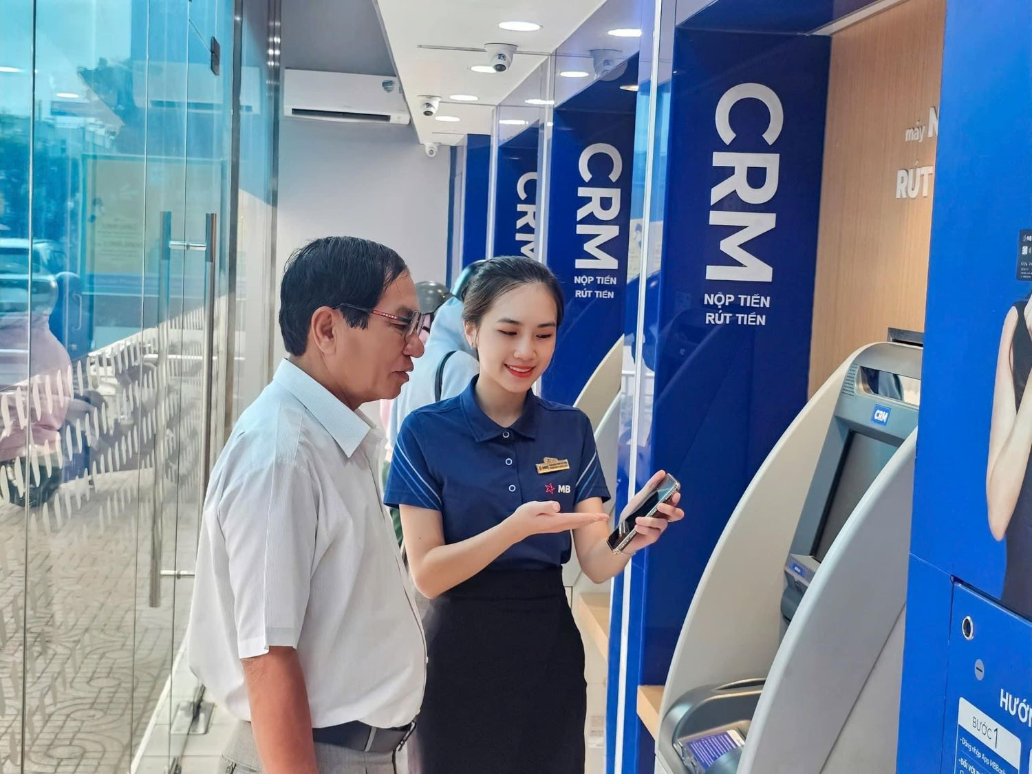 Ứng dụng các công nghệ mới trong lĩnh vực ngân hàng