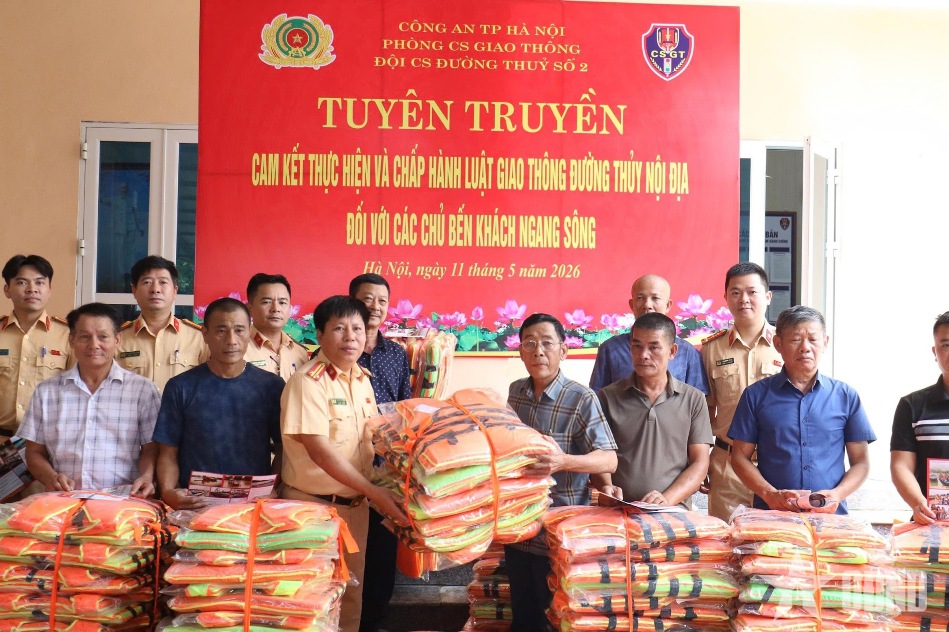 Hà Nội: Cảnh sát đường thủy thực hiện các giải pháp bảo đảm trật tự, an toàn giao thông