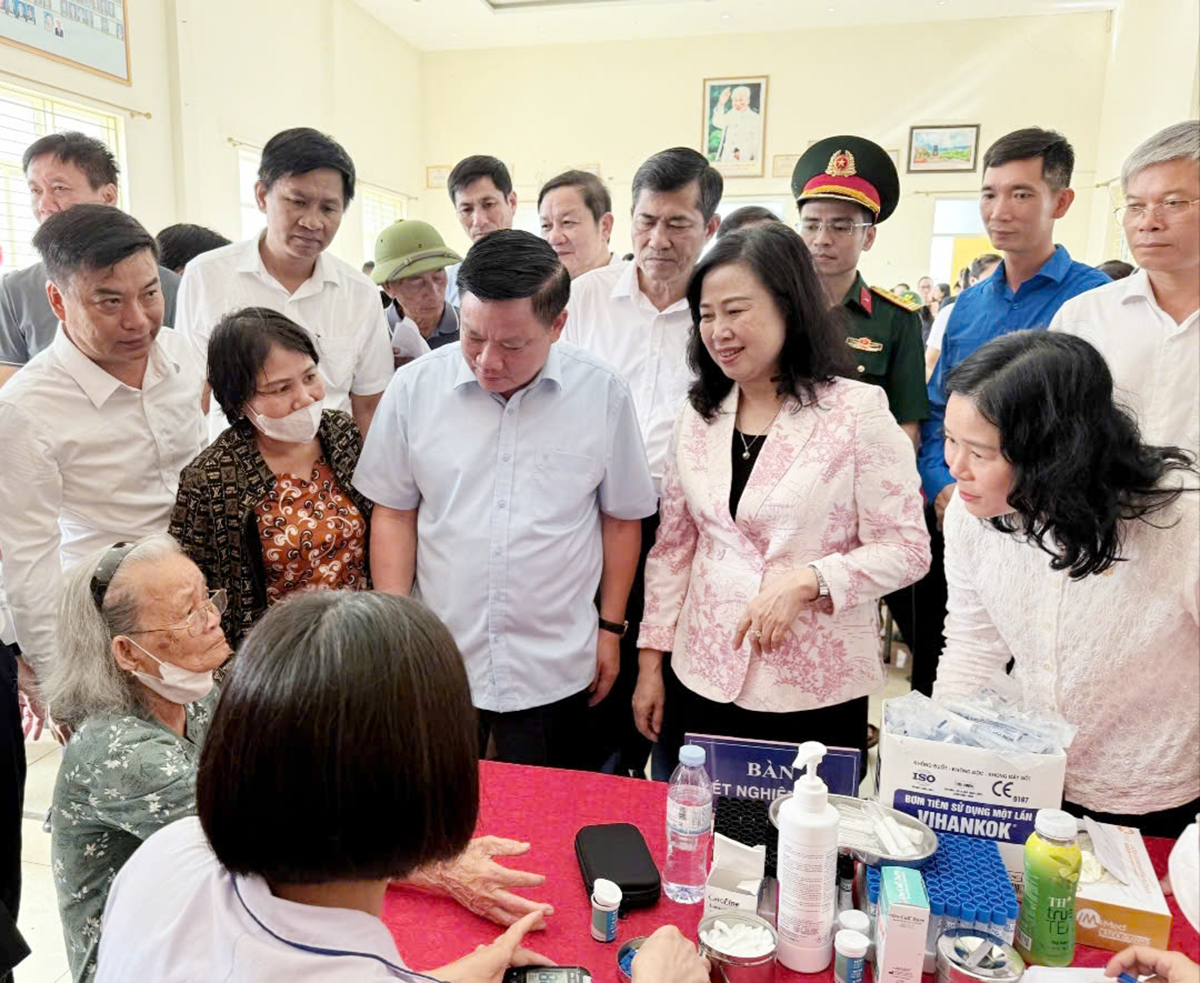 Ấm áp chuỗi hoạt động an sinh xã hội và chăm sóc sức khỏe nhân dân tại Nghệ An

