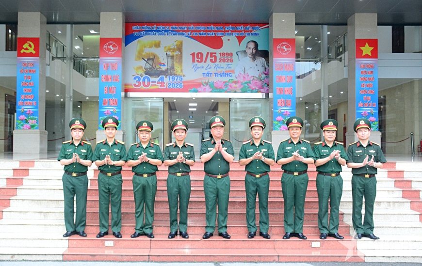 Thượng tướng Nguyễn Quang Ngọc Phát triển hệ thống thông tin liên lạc hiện đại, phù hợp với chiến lược bảo vệ Tổ quốc