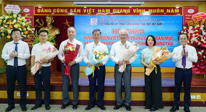 Công nghiệp đóng tàu là xương sống, bệ đỡ hạ tầng cho kinh tế biển