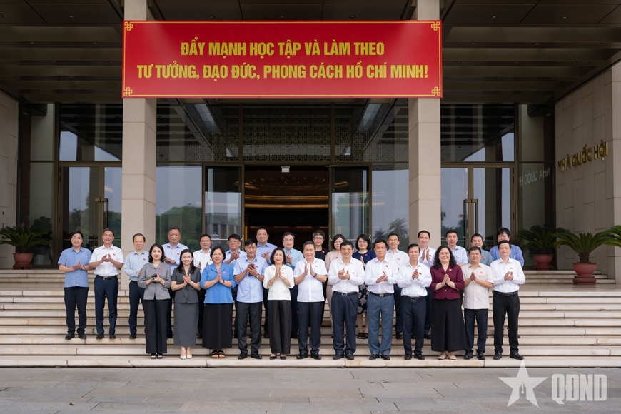 Chủ tịch Quốc hội Trần Thanh Mẫn làm việc với Thường trực Ủy ban Văn hóa và Xã hội