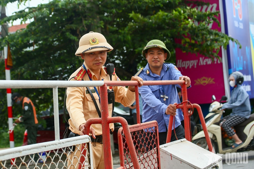H&agrave; Nội: Vi phạm an to&agrave;n giao th&ocirc;ng đường sắt giảm s&acirc;u sau 3 ng&agrave;y thực hiện Nghị định 81
