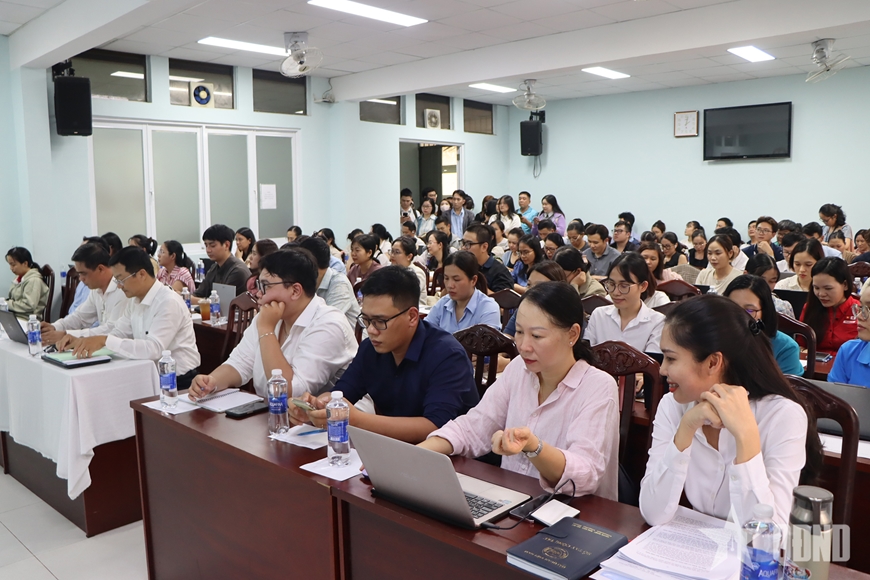 Th&aacute;o gỡ vướng mắc cho doanh nghiệp về nhập khẩu h&agrave;ng h&oacute;a nh&oacute;m 2