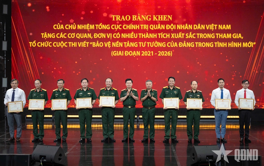 T%u1ED5ng k%u1EBFt và trao gi%u1EA3i Cu%u1ED9c thi vi%u1EBFt %u201CB%u1EA3o v%u1EC7 n%u1EC1n t%u1EA3ng t%u01B0 t%u01B0%u1EDFng c%u1EE7a %u0110%u1EA3ng trong tình hình m%u1EDBi%u201D l%u1EA7n th%u1EE9 5 (2025-2026), phát %u0111%u1ED9ng Cu%u1ED9c thi vi%u1EBFt l%u1EA7n th%u1EE9 6 (2026-2027)