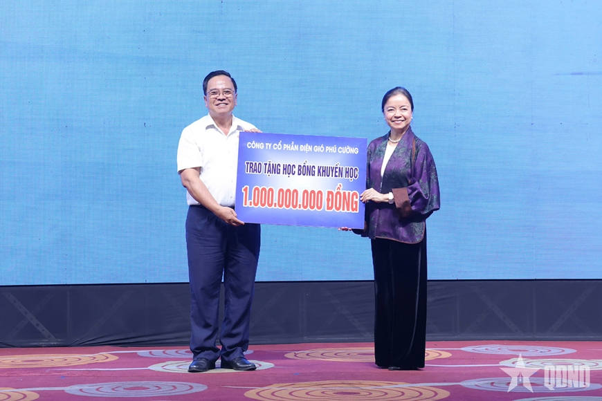 Cần Thơ khởi công các dự án điện gió trọng điểm