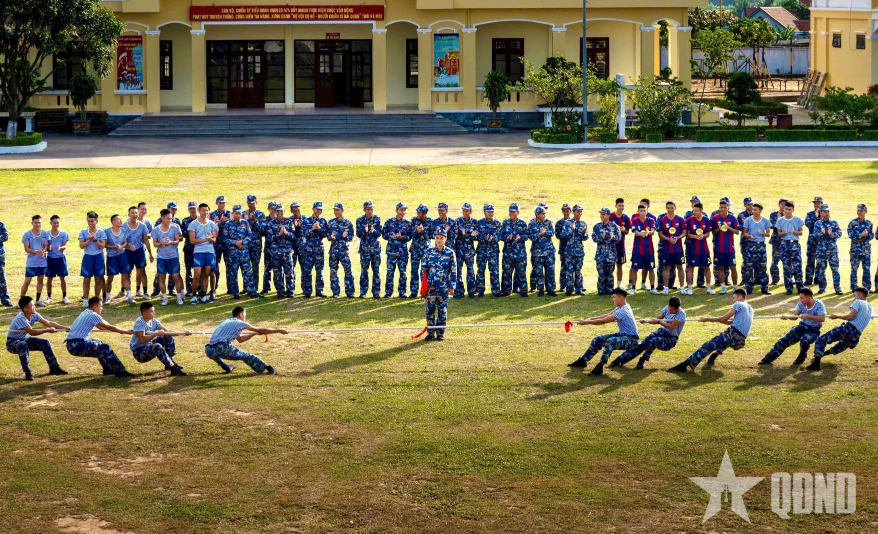 Tình cảm của Bác Hồ với bộ đội Hải quân