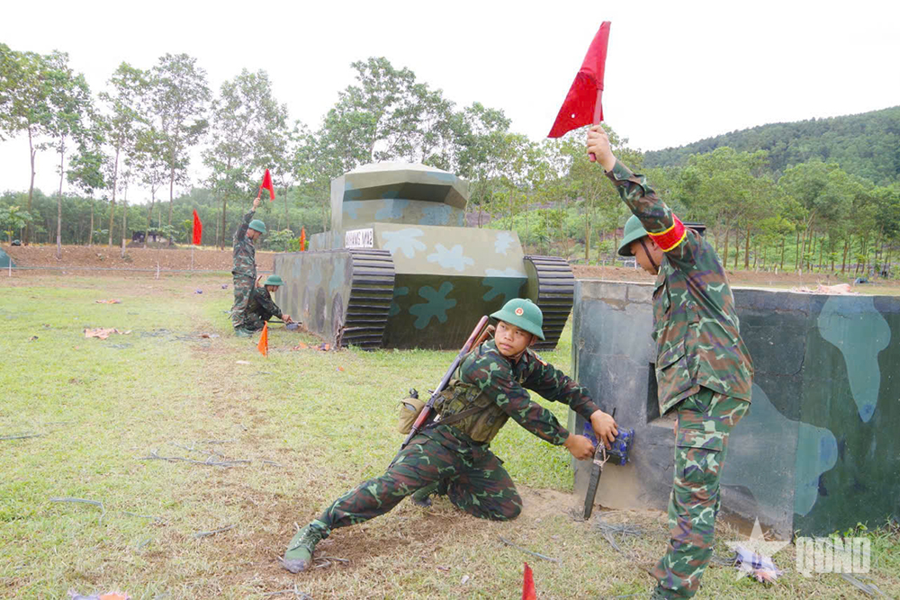 Tiểu đoàn 15 (Sư đoàn 395, Quân khu 3): Tạo “điểm tựa” để chiến sĩ mới vượt qua “3 tiếng nổ”


