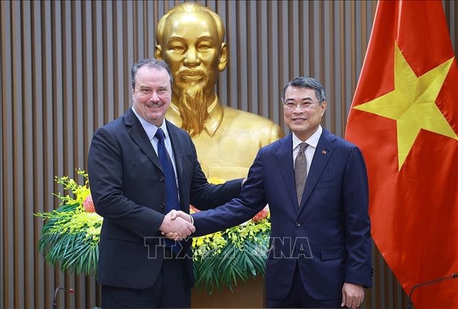 Thủ tướng L&ecirc; Minh Hưng tiếp Ph&oacute; Đại diện Thương mại Hoa Kỳ