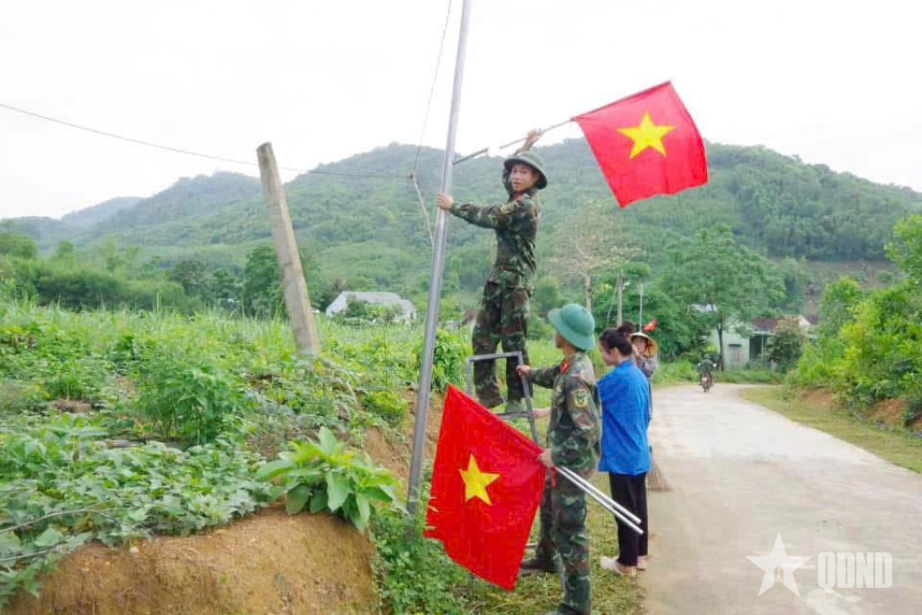 Lữ đoàn Tăng thiết giáp 206 (Quân khu 4): Giúp dân bằng những việc làm thiết thực