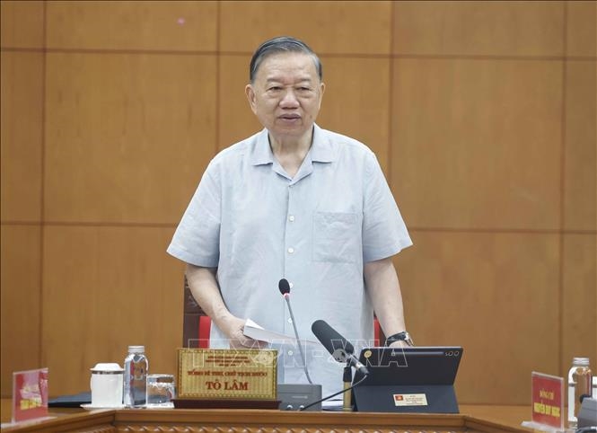 Tổng B&iacute; thư, Chủ tịch nước T&ocirc; L&acirc;m: Ho&agrave;n thiện đề &aacute;n về ph&aacute;t triển c&ocirc;ng nghệ lượng tử mang tầm chiến lược