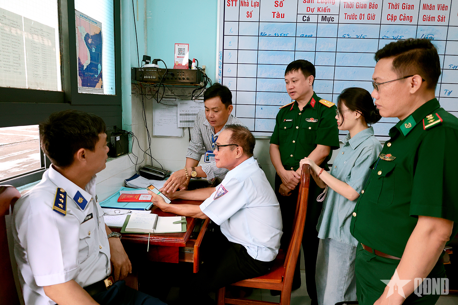 Đoàn công tác Bộ Tổng Tham mưu kiểm tra kết quả chống khai thác IUU tại An Giang