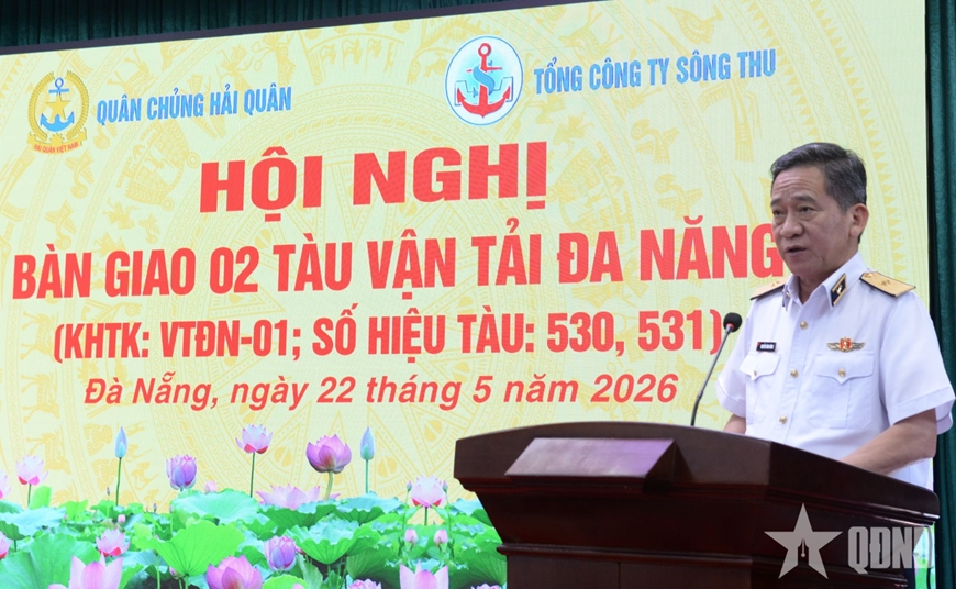 T%u1ED5ng công ty Sông Thu bàn giao 2 tàu v%u1EADn t%u1EA3i %u0111a n%u0103ng
