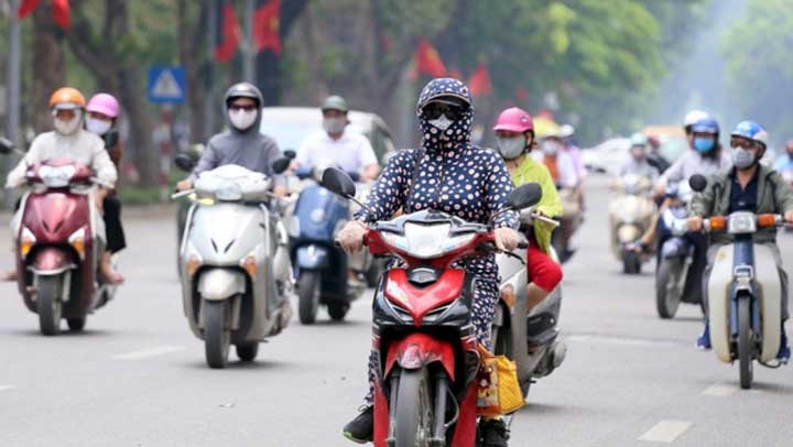 Thời tiết h&ocirc;m nay (25-5): Nắng n&oacute;ng gay gắt, c&oacute; nơi vượt ngưỡng 40 độ C