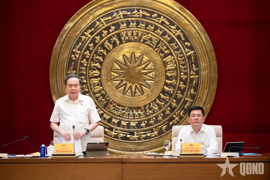Đổi mới tư duy lập ph&aacute;p, kiến tạo ch&iacute;nh s&aacute;ch th&uacute;c đẩy khoa học, c&ocirc;ng nghệ v&agrave; m&ocirc;i trường