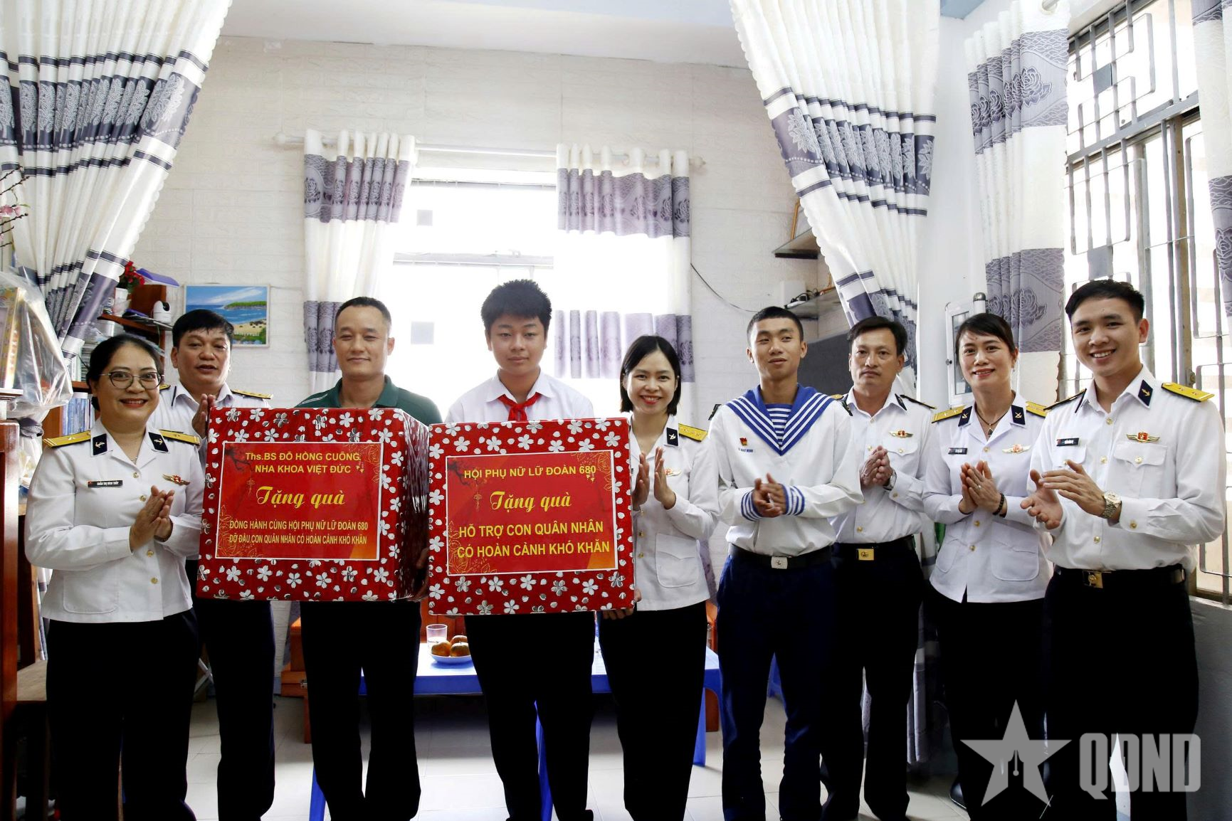 Nghĩa tình đồng đội từ mô hình 
