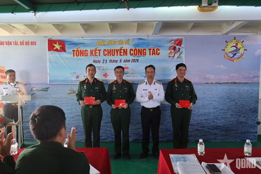 Đoàn công tác số 7 hoàn thành tốt đẹp chuyến thăm, làm việc tại Đặc khu Trường Sa và Nhà giàn DK1