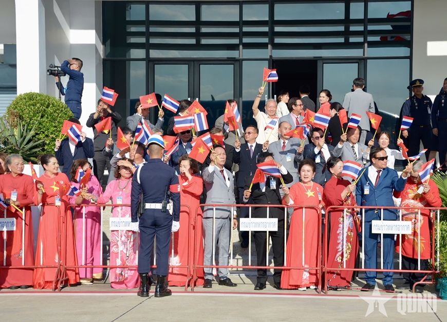 Tổng B&iacute; thư, Chủ tịch nước T&ocirc; L&acirc;m đến Bangkok, tiếp tục chuyến thăm ch&iacute;nh thức Th&aacute;i Lan
