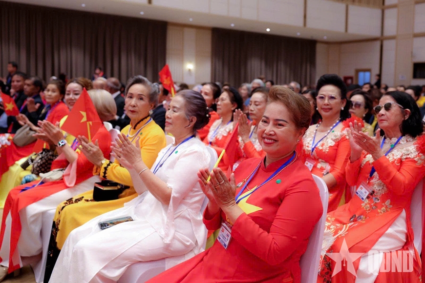 Tổng Bí thư, Chủ tịch nước Tô Lâm: Cộng đồng người Việt tại Thái Lan tiếp tục đoàn kết, ổn định, phát triển vững mạnh