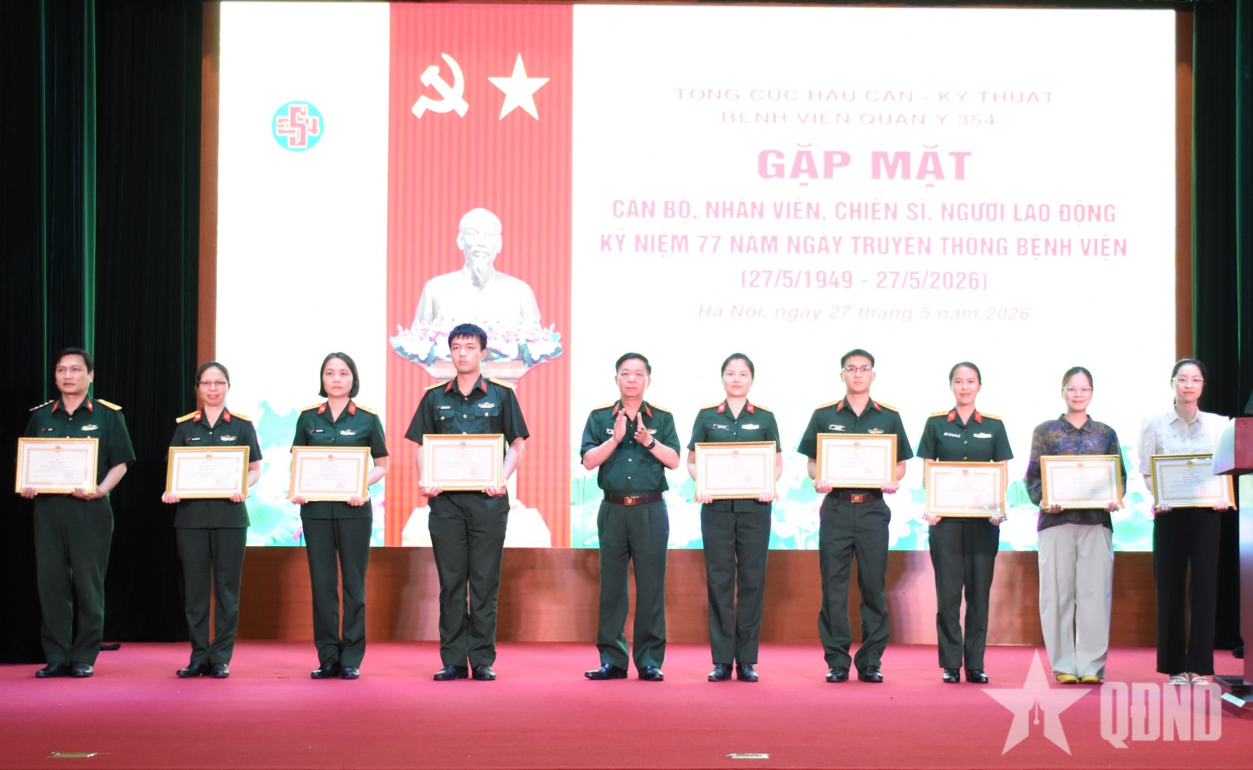 Bệnh viện Quân y 354 gặp mặt kỷ niệm 77 năm Ngày truyền thống