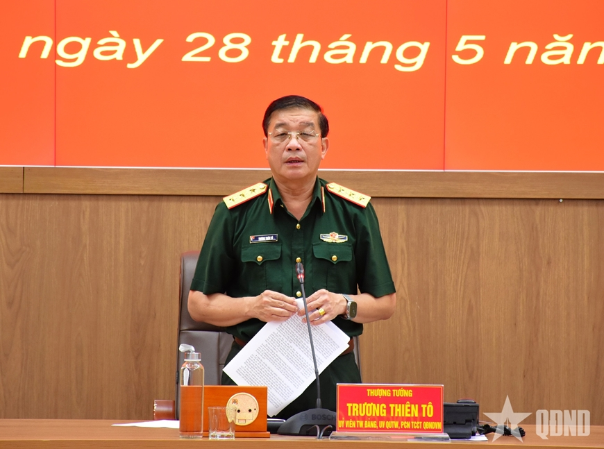 Thượng tướng Trương Thiên Tô kiểm tra, nắm tình hình tại Vùng 1 Hải quân