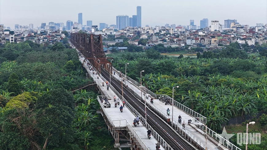 Hà Nội: Chính thức thông xe cầu Long Biên