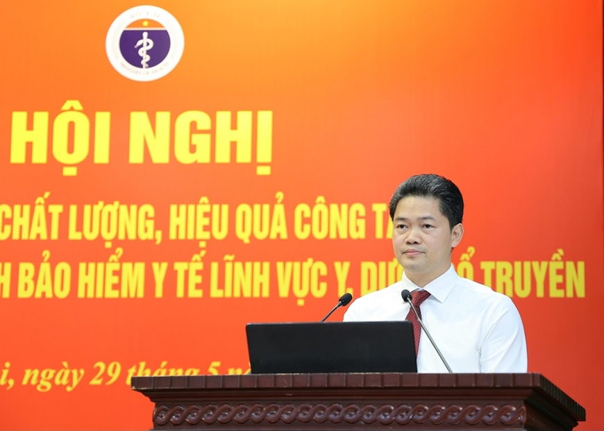 Đề xuất đổi mới chính sách bảo hiểm y tế chi cho thuốc y học cổ truyền