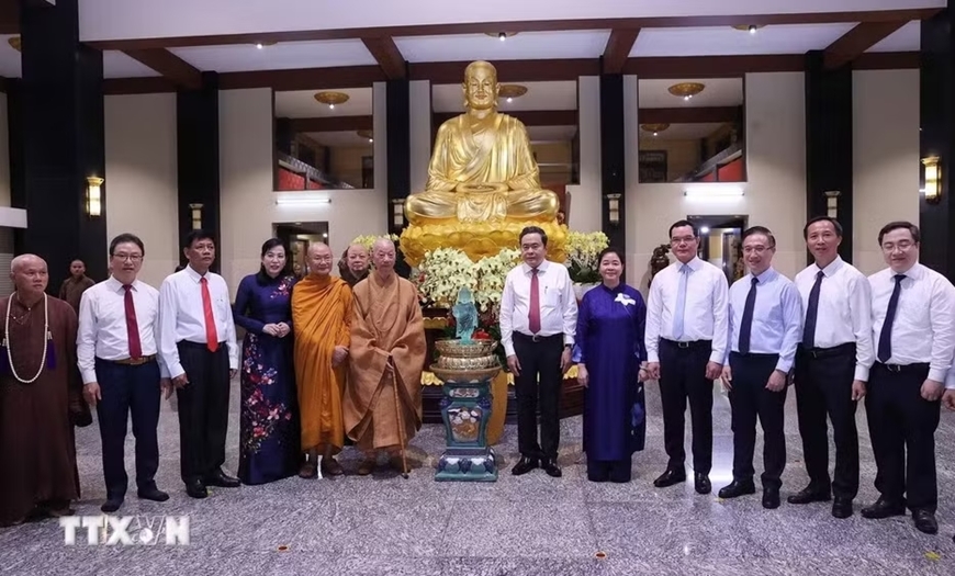 Chủ tịch Quốc hội Trần Thanh Mẫn ch&uacute;c mừng Đại lễ Phật đản tại TP Hồ Ch&iacute; Minh