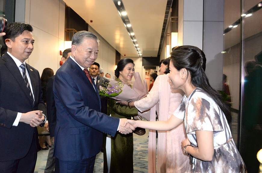 Tổng Bí thư, Chủ tịch nước Tô Lâm bắt đầu thăm cấp nhà nước Cộng hòa Singapore