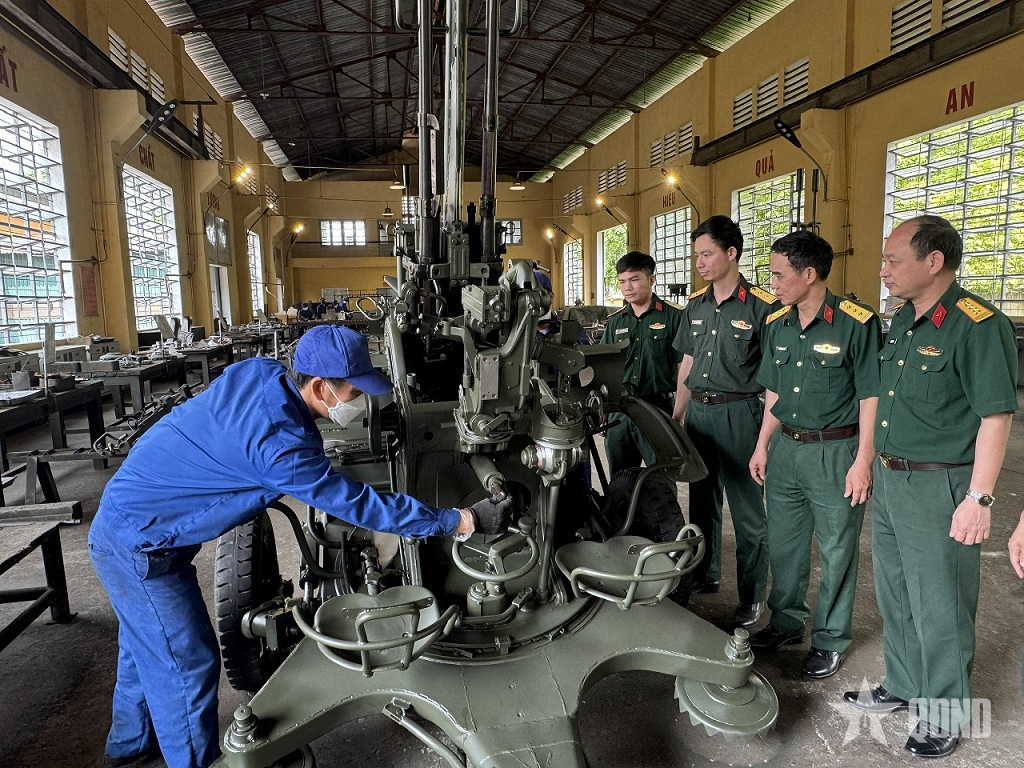 Những 