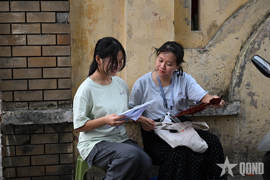 Hà Nội: Sáng nay (30-5), gần 123.500 thí sinh dự thi vào lớp 10