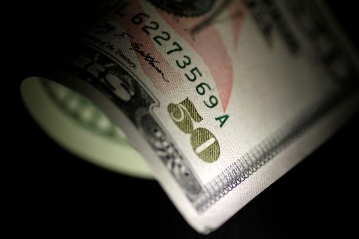 Tỷ giá USD hôm nay (1-6): Đồng USD tiếp tục chịu áp lực giảm? Tỷ giá USD hôm nay (1-6): Đồng USD tiếp tục chịu áp lực giảm?
