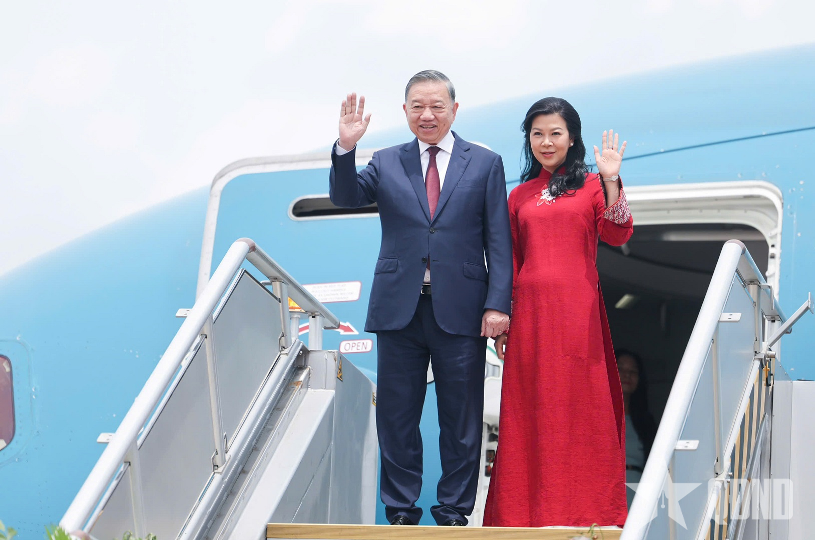 Tổng Bí thư, Chủ tịch nước Tô Lâm và phu nhân đến thủ đô Manila thăm cấp Nhà nước Cộng hòa Philippines