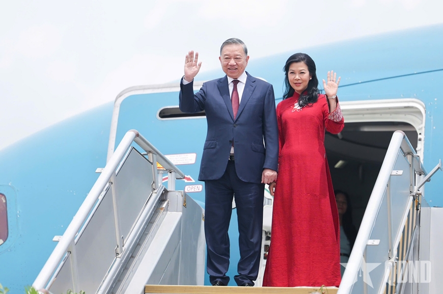 Tổng B&iacute; thư, Chủ tịch nước T&ocirc; L&acirc;m v&agrave; phu nh&acirc;n đến thủ đ&ocirc; Manila thăm cấp Nh&agrave; nước Cộng h&ograve;a Philippines
